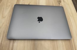 Apple MacBook Air 13