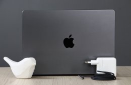Apple Macbook Pro 14