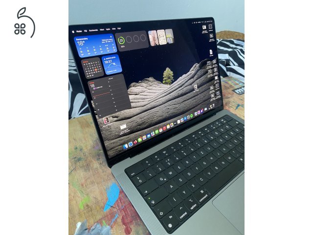MacBook Pro 14