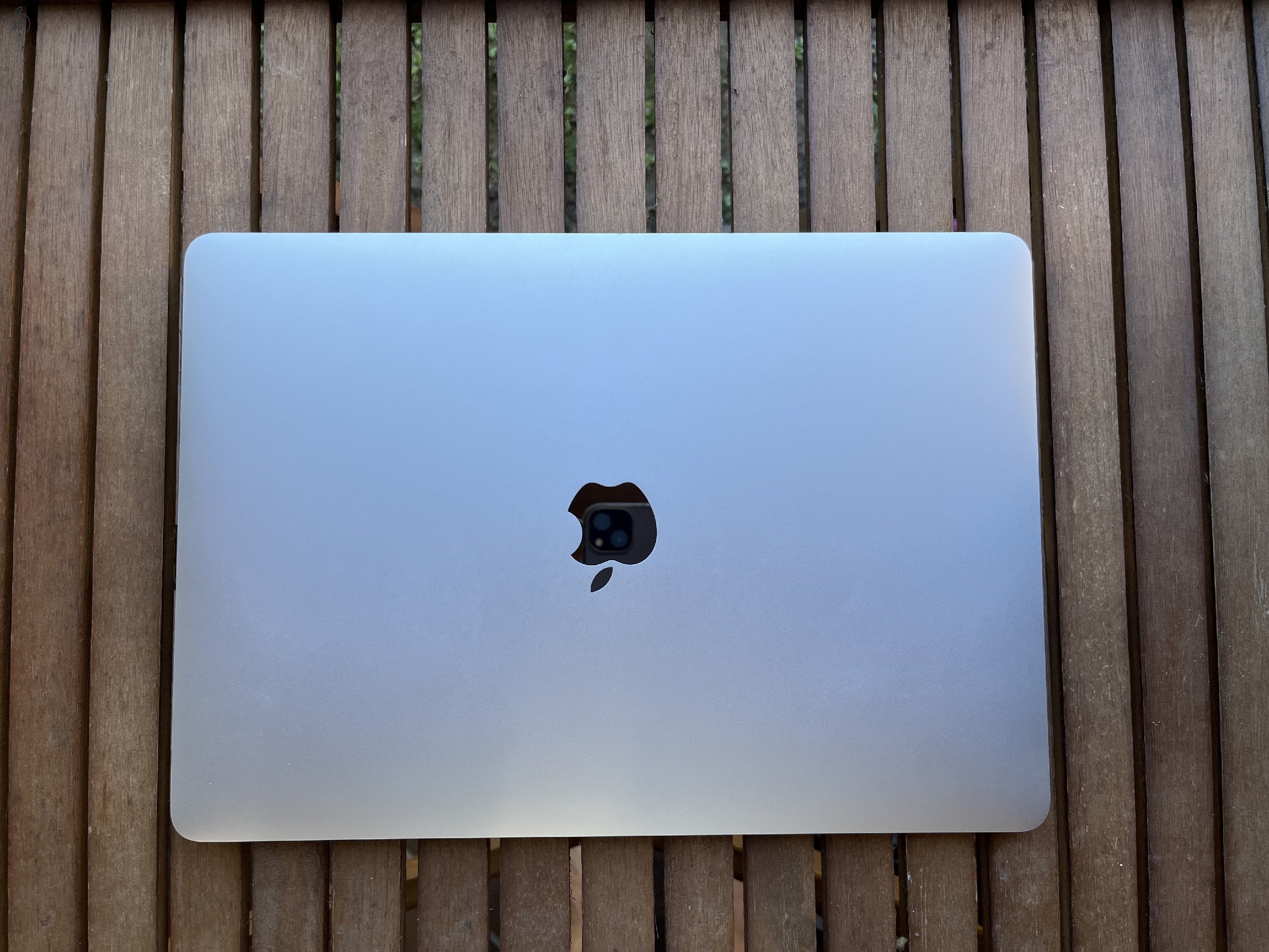 MacBook Pro 2020 i5 Touch Bar 16 Gb RAM 512 Gb SSD Quad Core CPU
