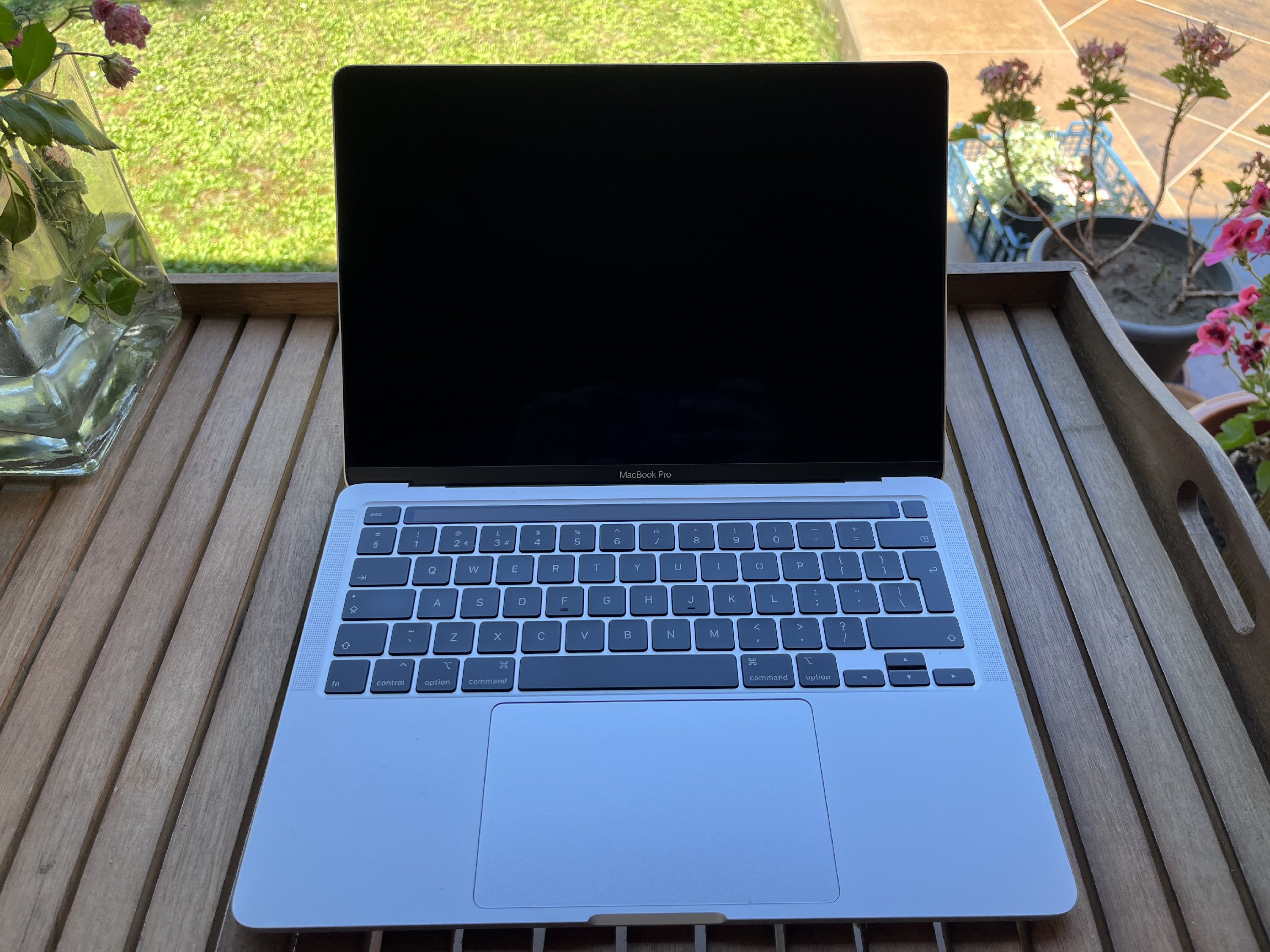 MacBook Pro 2020 i5 Touch Bar 16 Gb RAM 512 Gb SSD Quad Core CPU