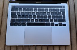 MacBook Pro 2020 i5 Touch Bar 16 Gb RAM 512 Gb SSD Quad Core CPU