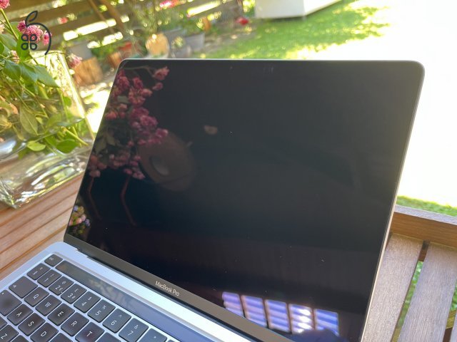 MacBook Pro 2020 i5 Touch Bar 16 Gb RAM 512 Gb SSD Quad Core CPU