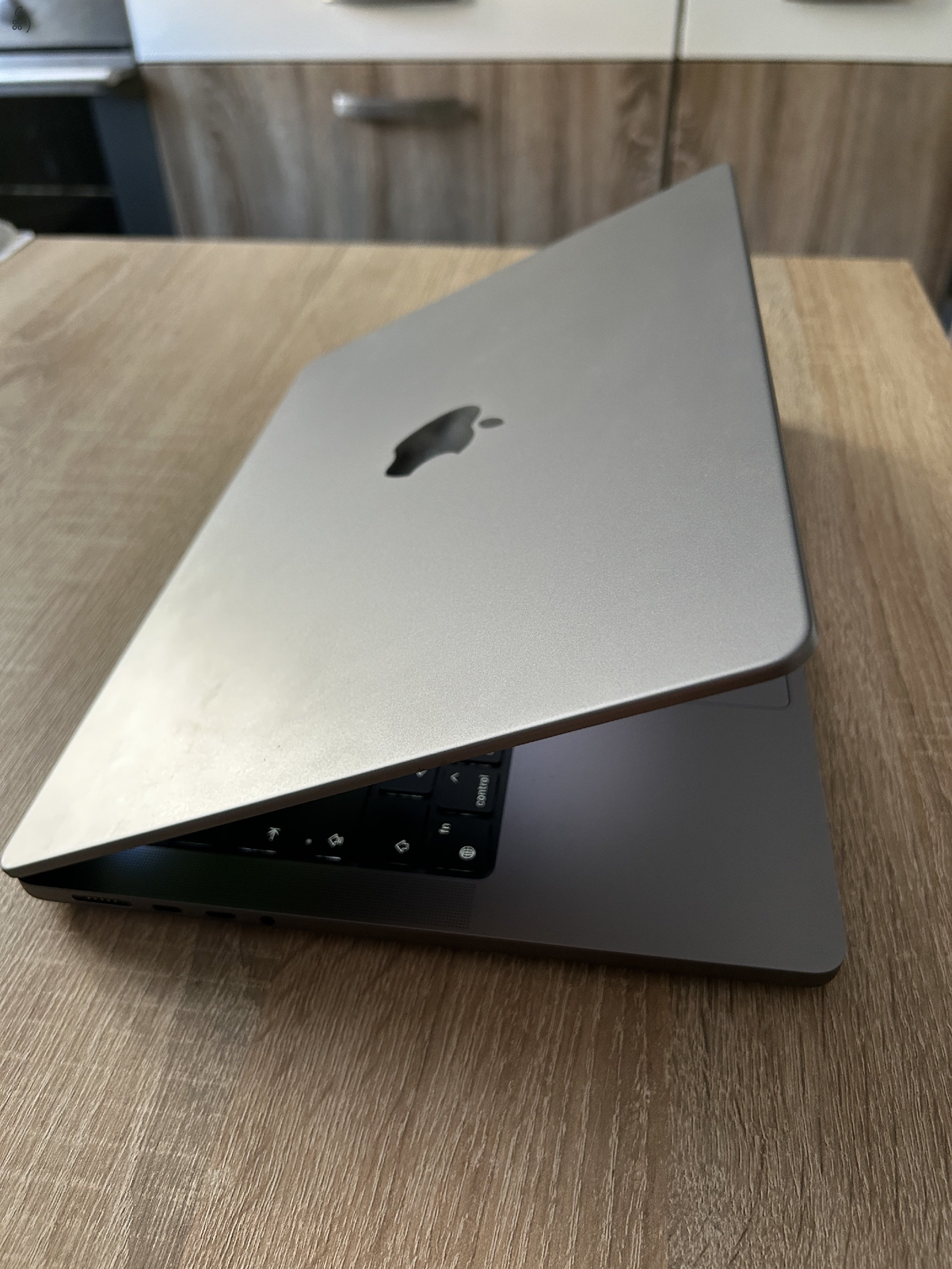 MACBOOK PRO 2021 14.2