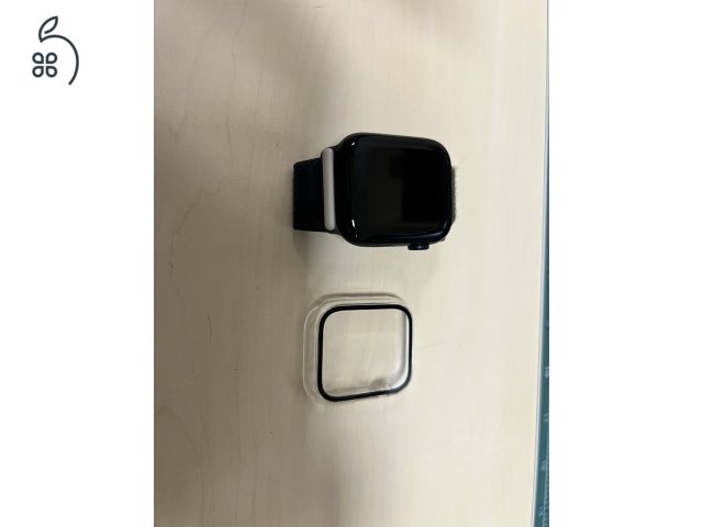 Eladó Apple Watch Series 9 – 45mm (94%-os akkumulátorral, karcmentes állapotban)