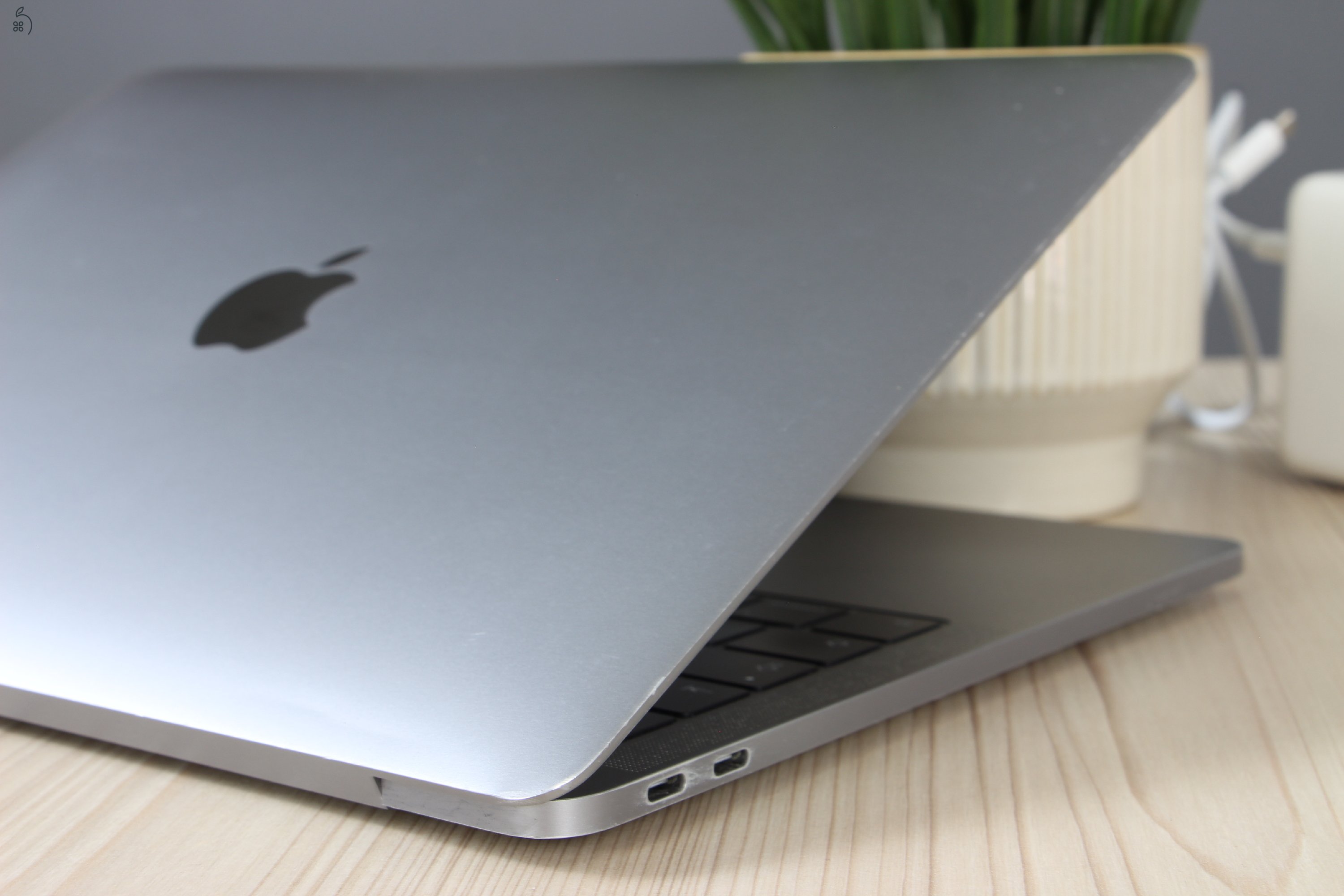 Használt Apple Macbook Pro 13