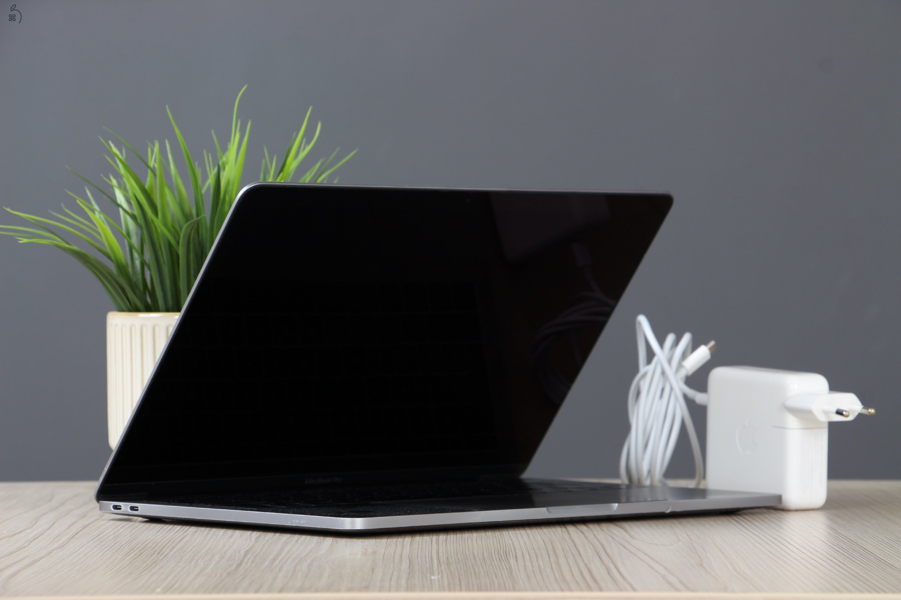 Használt Apple Macbook Pro 13