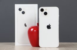 Használt Apple iPhone 13 128GB csillagfény C US-5358