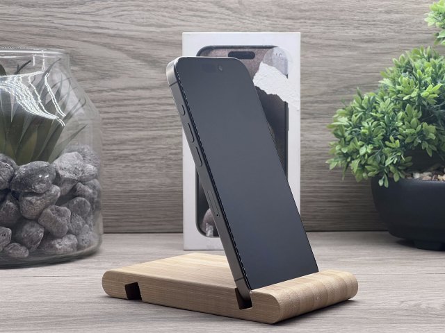 Hibátlan iPhone 15 Pro Natural Titanium 256GB 2 ÉV Garanciával Számlával