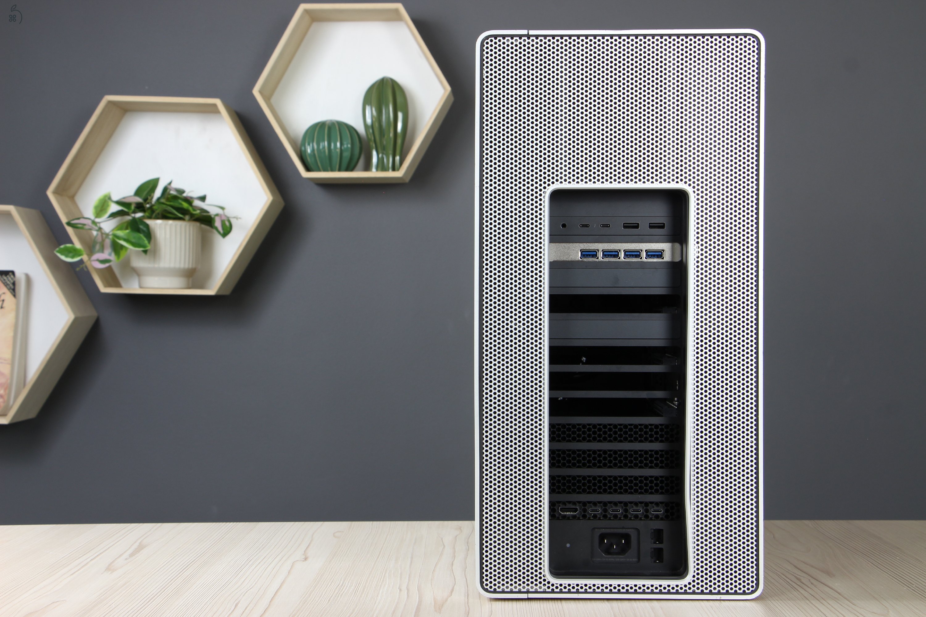 Apple Mac Pro Rack 2019 384GB/ 2TB US-6892
