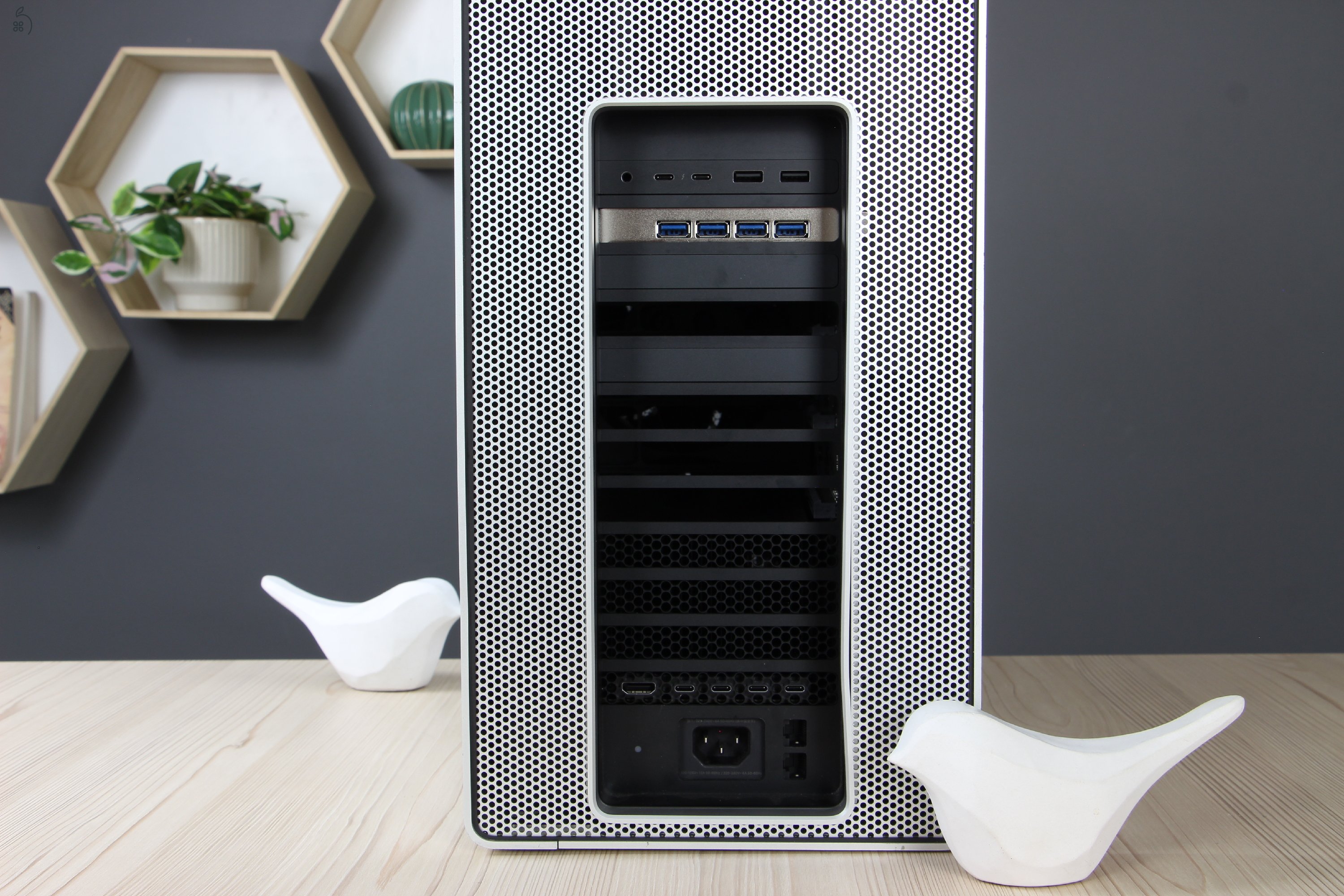 Apple Mac Pro Rack 2019 384GB/ 2TB US-6892