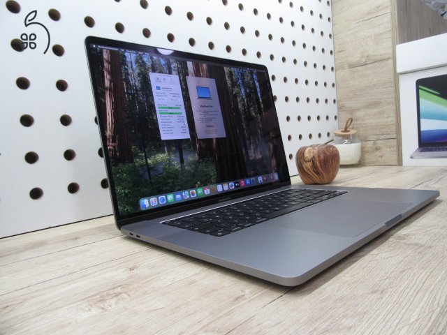 Apple Retina Macbook Pro 16 Touchbar - 2019 - 2020-as gyártás - Használt, újszerű - 500 Gb SSD - 51 ciklus az akkuban
