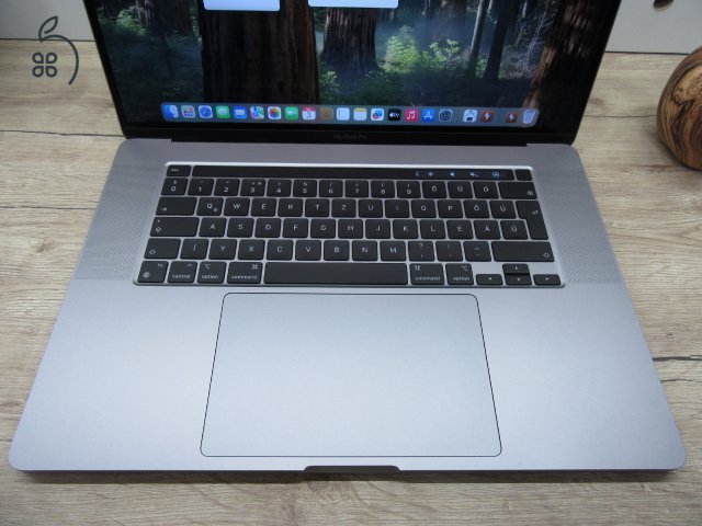 Apple Retina Macbook Pro 16 Touchbar - 2019 - 2020-as gyártás - Használt, újszerű 500 Gb SSD