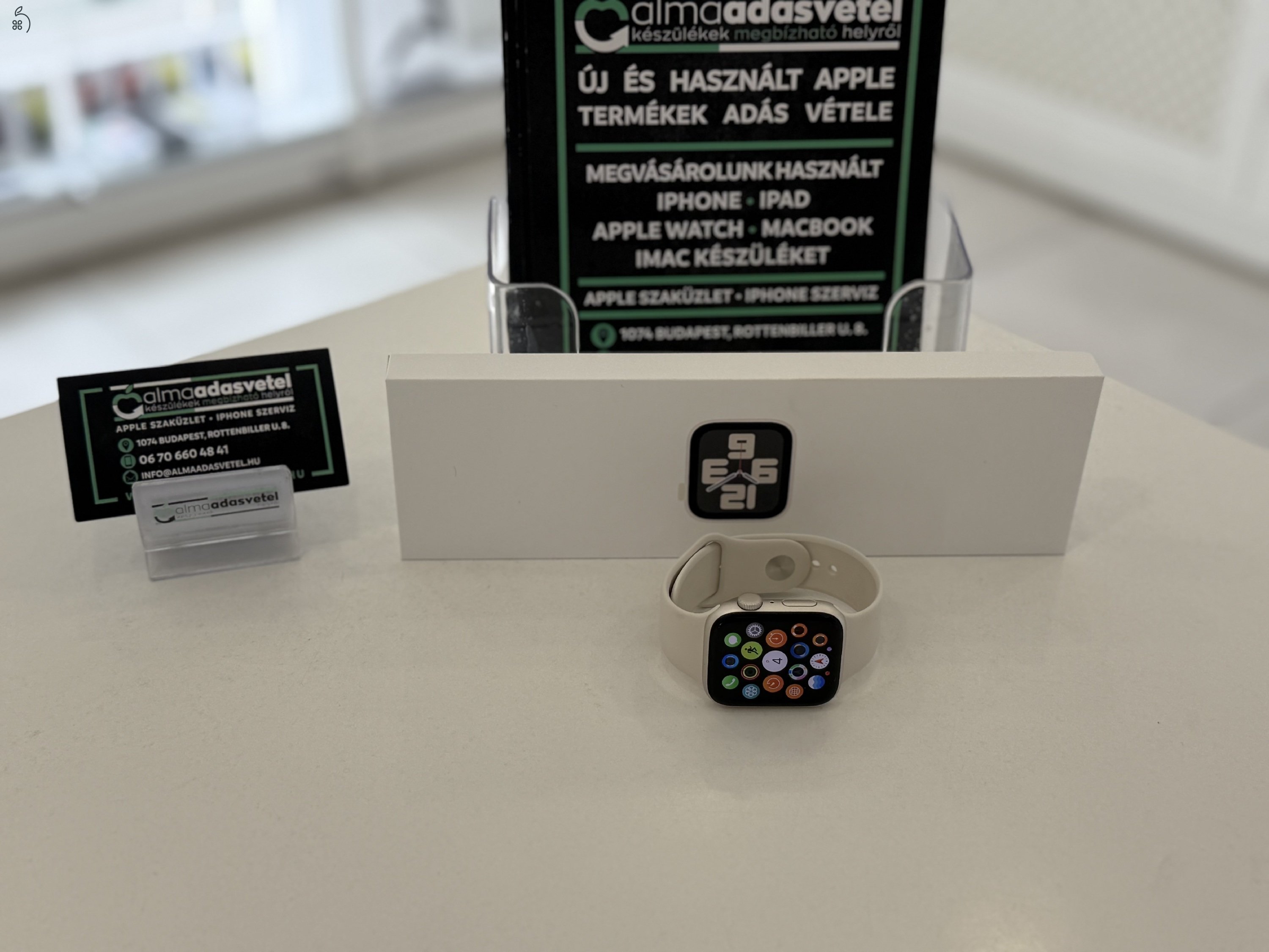 Apple Watch SE 2022 44mm Újszerű/2026.05.15.Apple Gar./Akku 100%p4342
