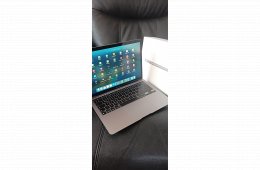 13 hüvelykes MacBook Air Apple M1 chippel (2020)
