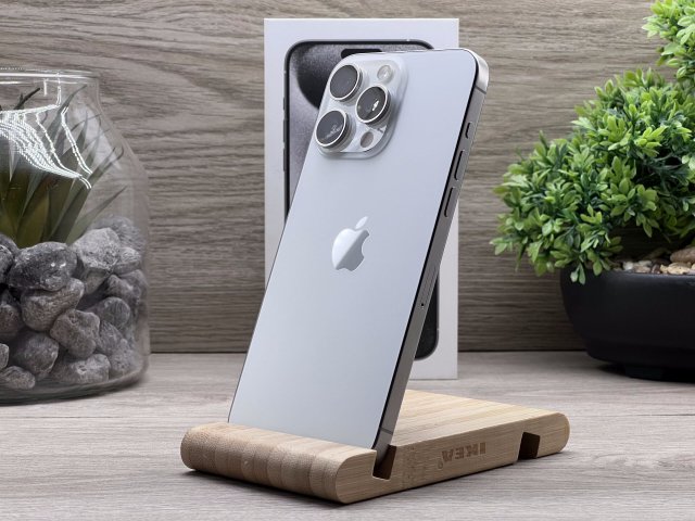Hibátlan iPhone 15 Pro Max White Titanium 256GB 2 ÉV Garanciával Számlával Aksi 92%