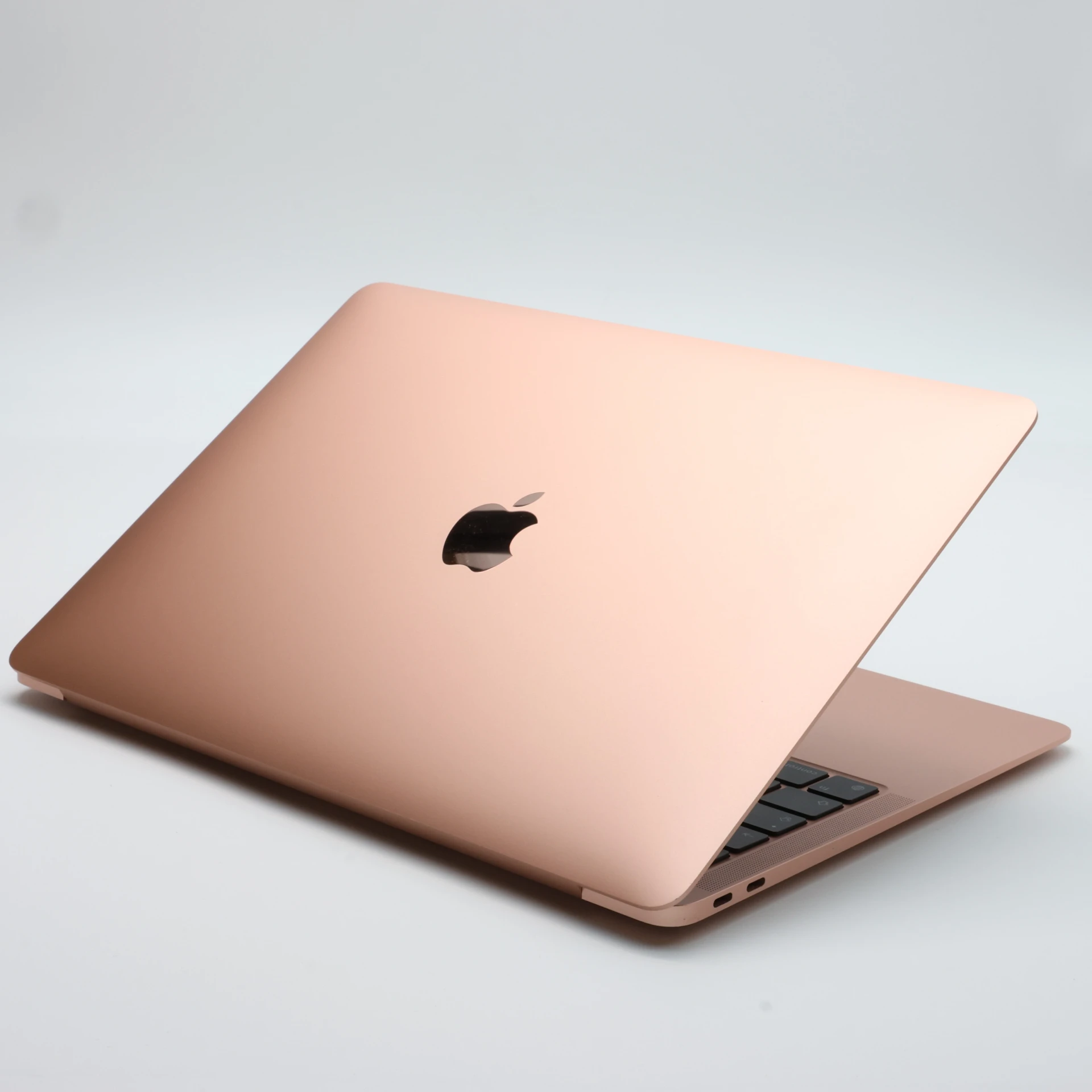 !! 1 ÉV GARANCIA !! Apple MacBook Air 13″ 2020 M1 512GB SSD 8GB RAM Gold 95 Akku – Magyar Bill.