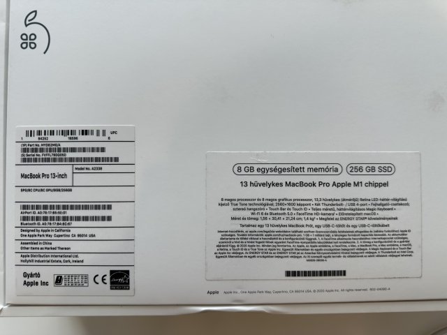 Újszerű -  MacBook Pro M1 13” / 8 GB RAM / 256 GB SSD / Touch Bar / Space Grey / HUN billentyűzet