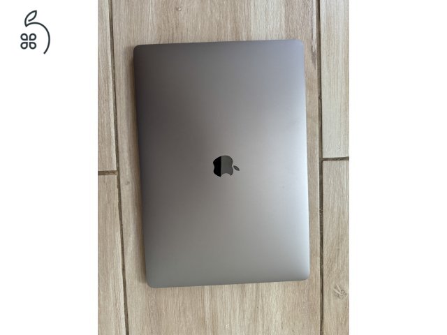 Macbook Pro 16' Spacegray i7 2.6Ghz /32Gb ram/ 512Gb SSD CTO Új Akksi!