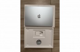 Szinte Új Macbook Air 15