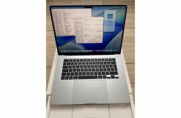Szinte Új Macbook Air 15