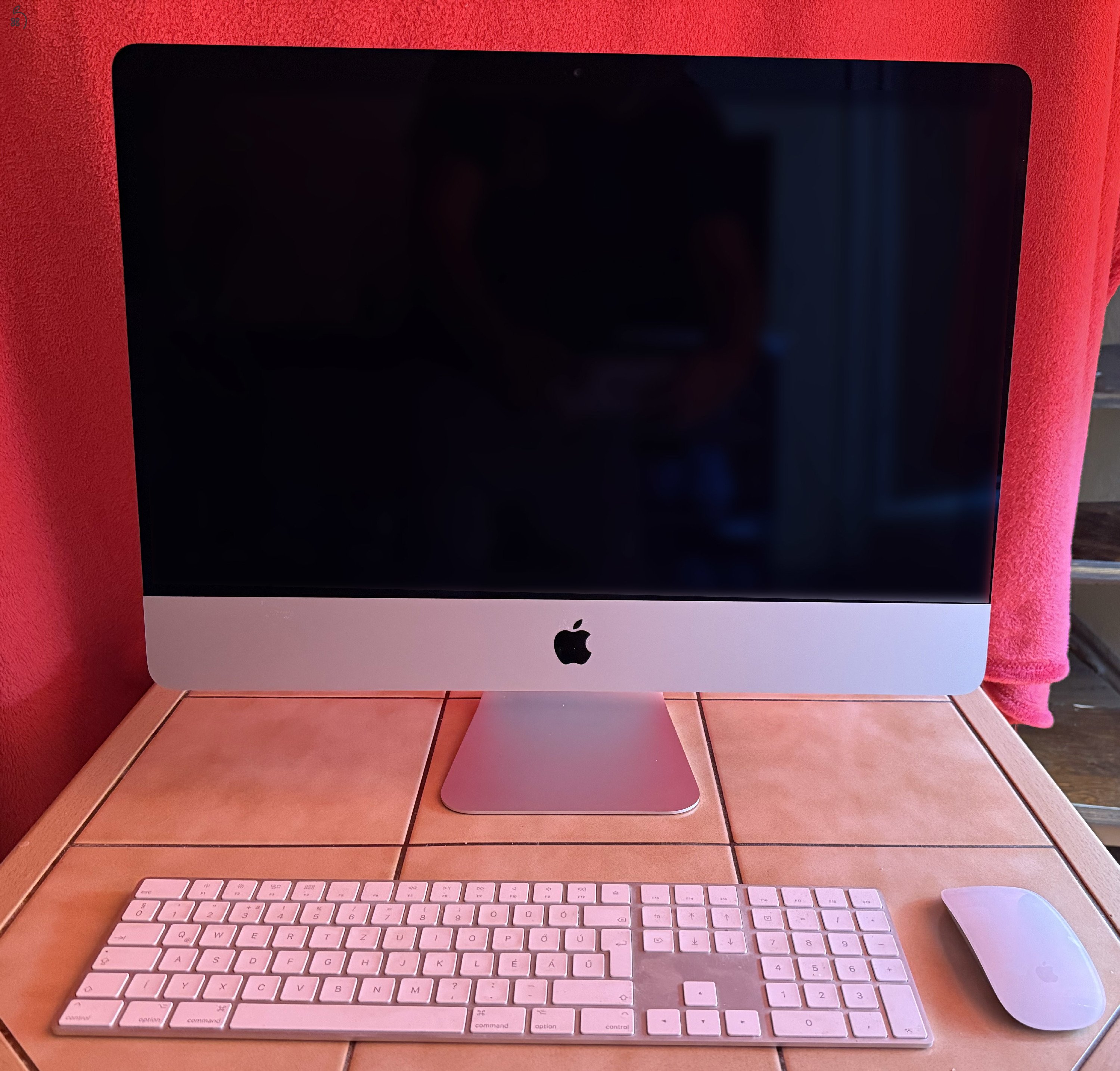 iMac 21,5