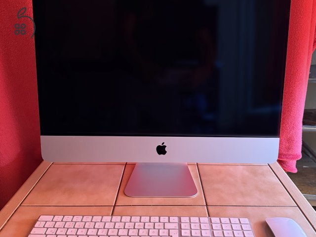 iMac 21,5