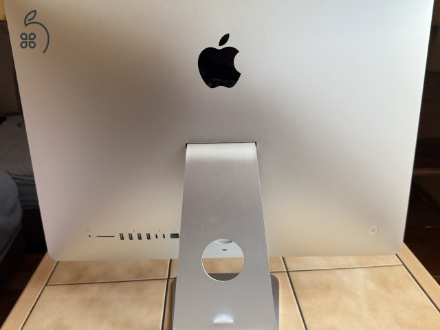 iMac 21,5