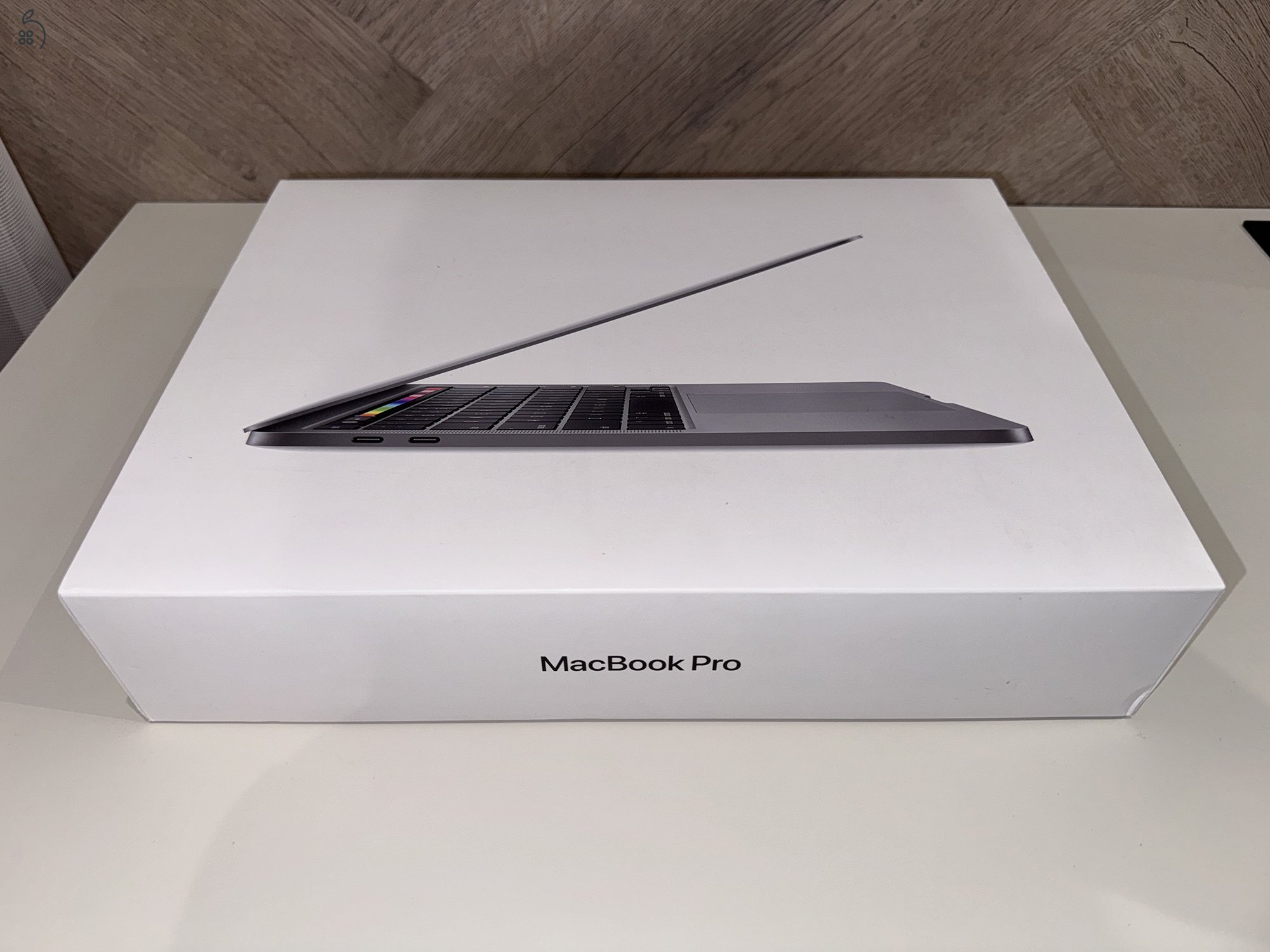 MacBook Pro i5 13” / 8 GB RAM / 512 GB SSD / Touch Bar / Space Grey / HUN billentyűzet / Megkímélt
