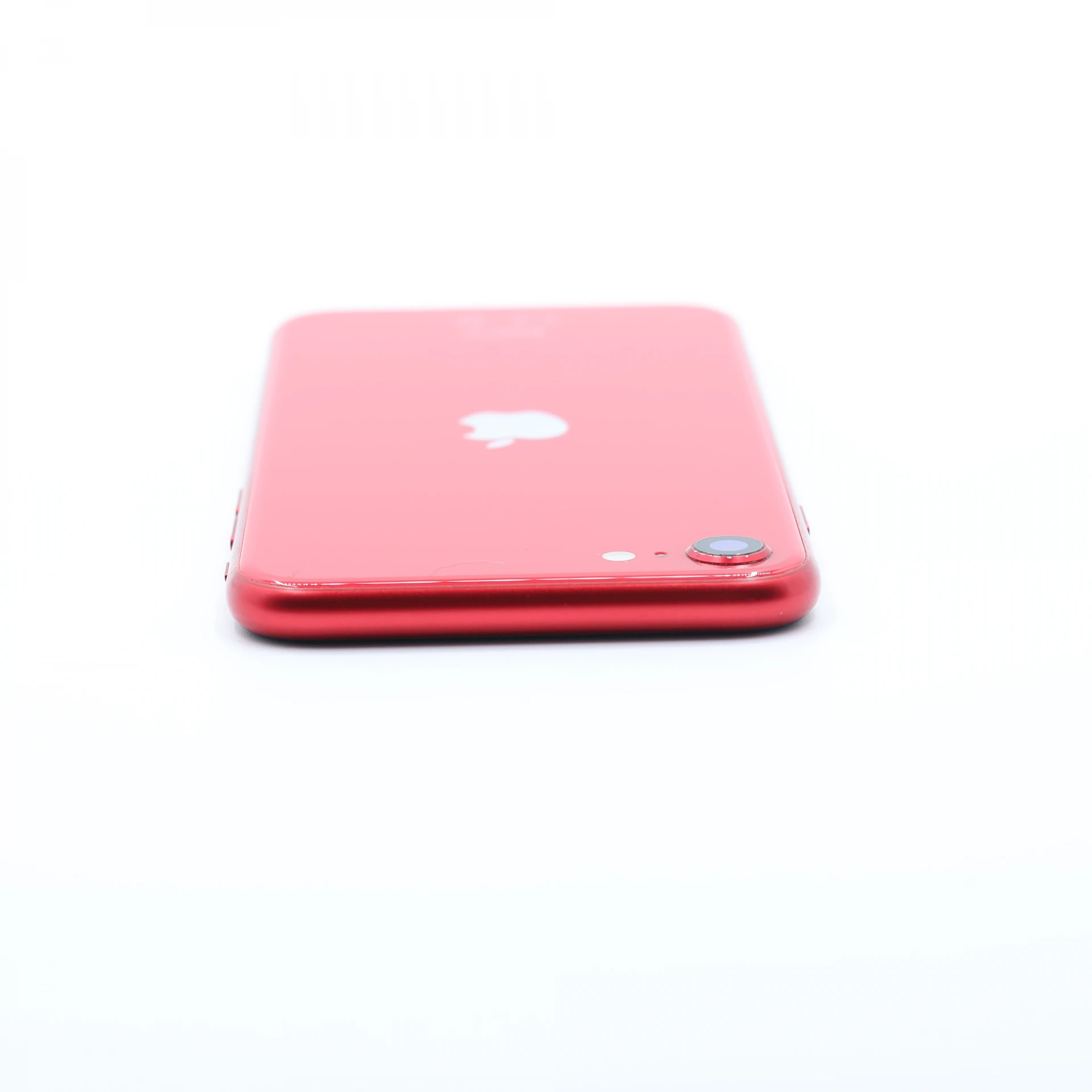 + Ajándékkal és 1 év garanciával! Felújított iPhone SE (2020) 64 GB PRODUCT RED