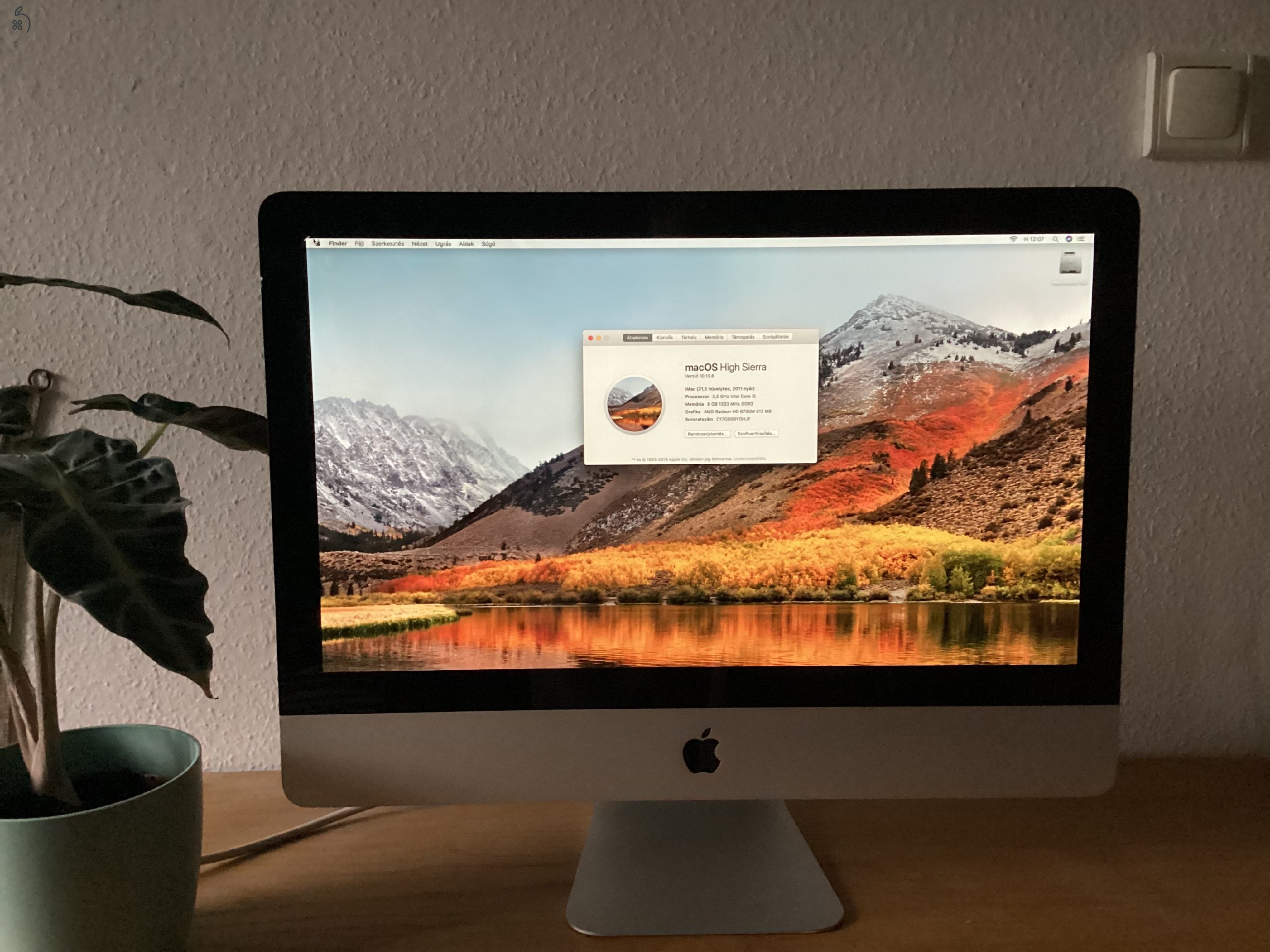 IMac 21,5 2011 nyara