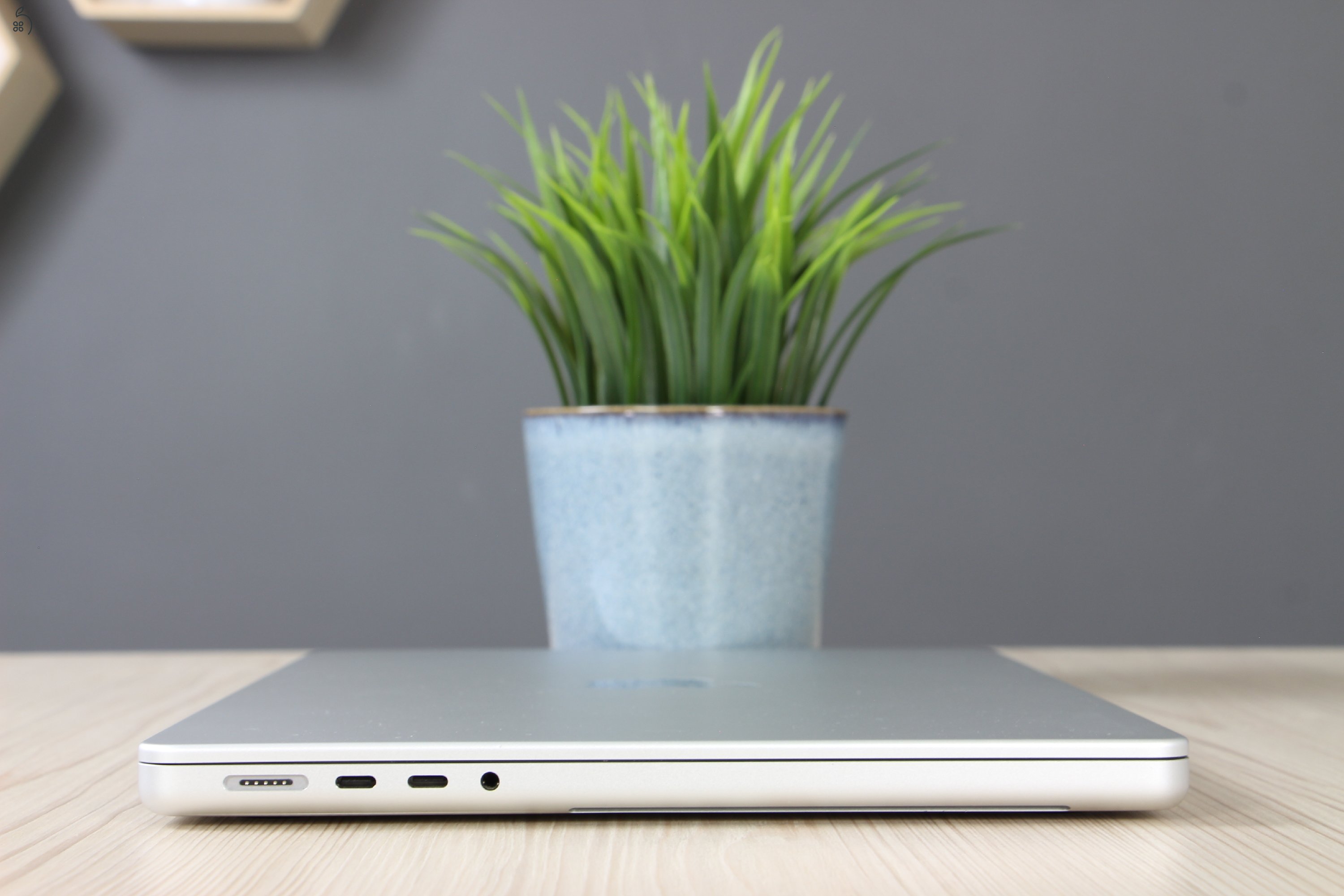 Apple MacBook Pro 14