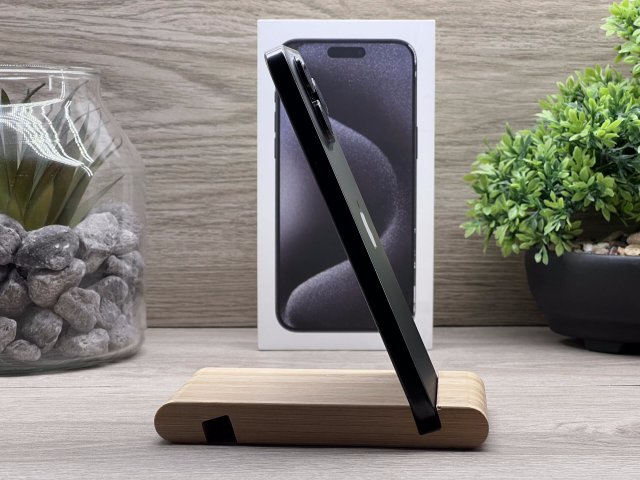 Hibátlan iPhone 15 Pro Max Black Titanium 256GB 2 ÉV Garanciával Számlával