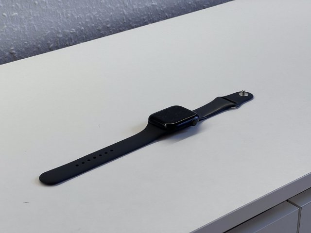 Apple Watch S8 Midnight 45MM 2 ÉV Garanciával Számlával Aksi 100%