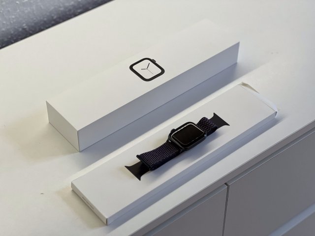Apple Watch S4 Space Gray 44MM 2 ÉV Garanciával Számlával