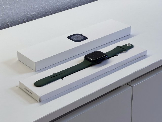 Apple Watch S8 Midnight 45MM 2 ÉV Garanciával Számlával