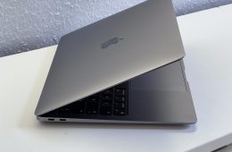 MacBook Air 2020 13 M1 256GB 2 ÉV Garanciával Számlával Aksi 97%