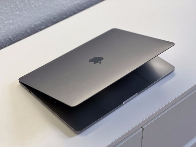 MacBook Pro 2020 13 M1 256GB 2 ÉV Garanciával Számlával