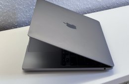 MacBook Pro 2020 13 M1 256GB 2 ÉV Garanciával Számlával