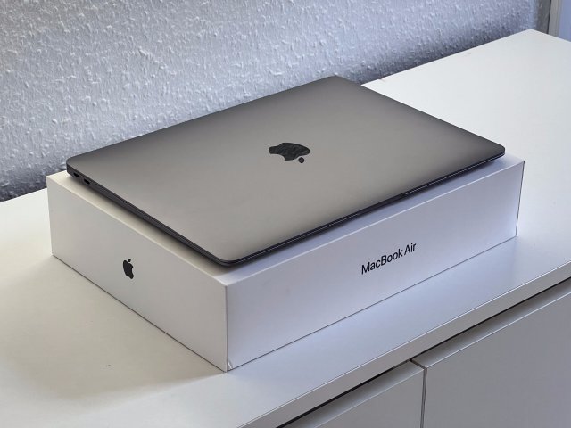 Hibátlan MacBook Air 2020 13 M1 256GB 2 ÉV Garanciával Számlával Aksi 92%