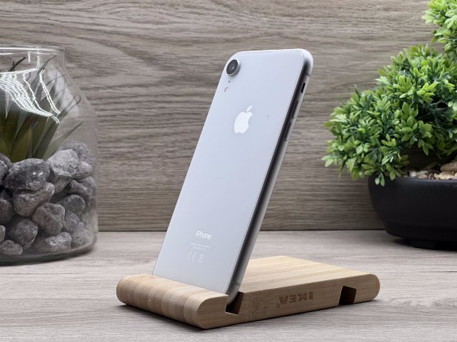 iPhone XR White 64GB 2 ÉV Garanciával Számlával Aksi 96%