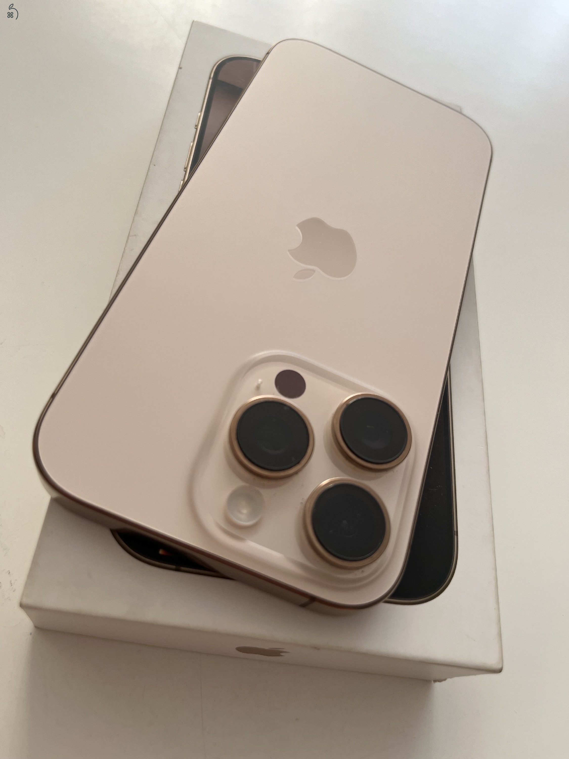 iPhone 16 Pro 128GB Új állapot! Akku 100%!