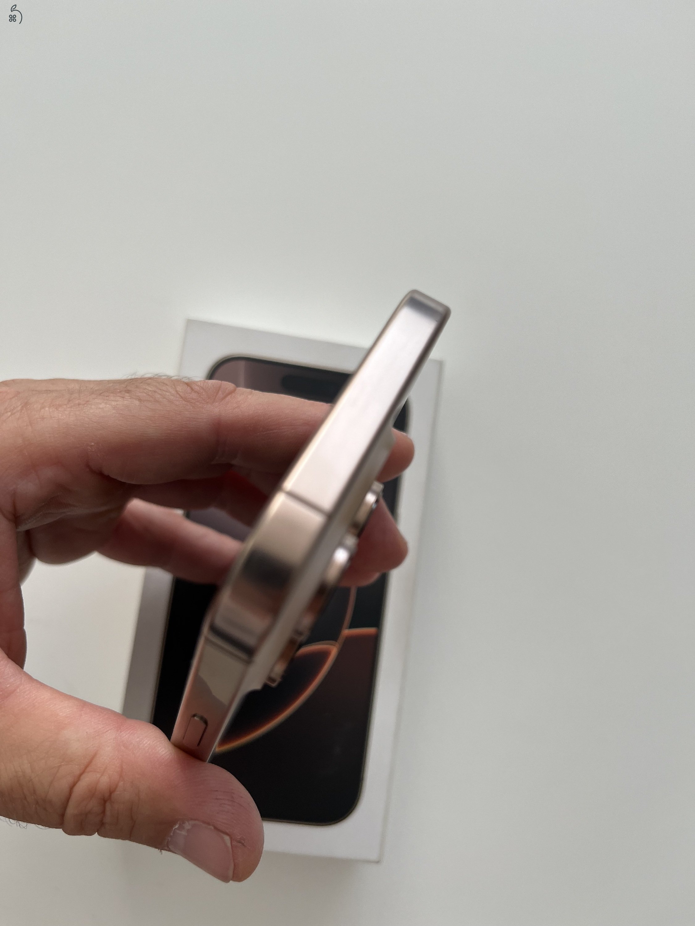 iPhone 16 Pro 128GB Új állapot! Akku 100%!