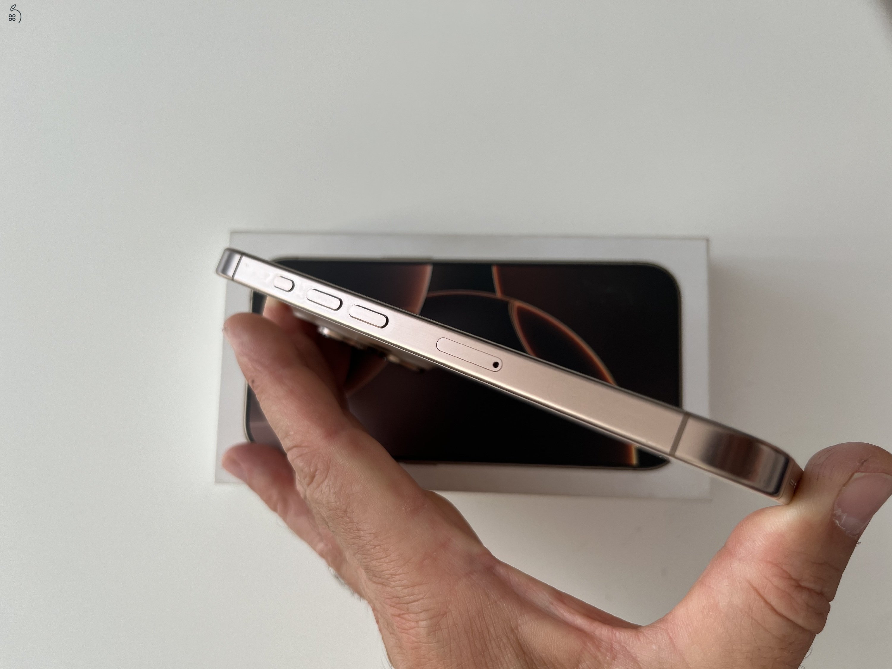 iPhone 16 Pro 128GB Új állapot! Akku 100%!