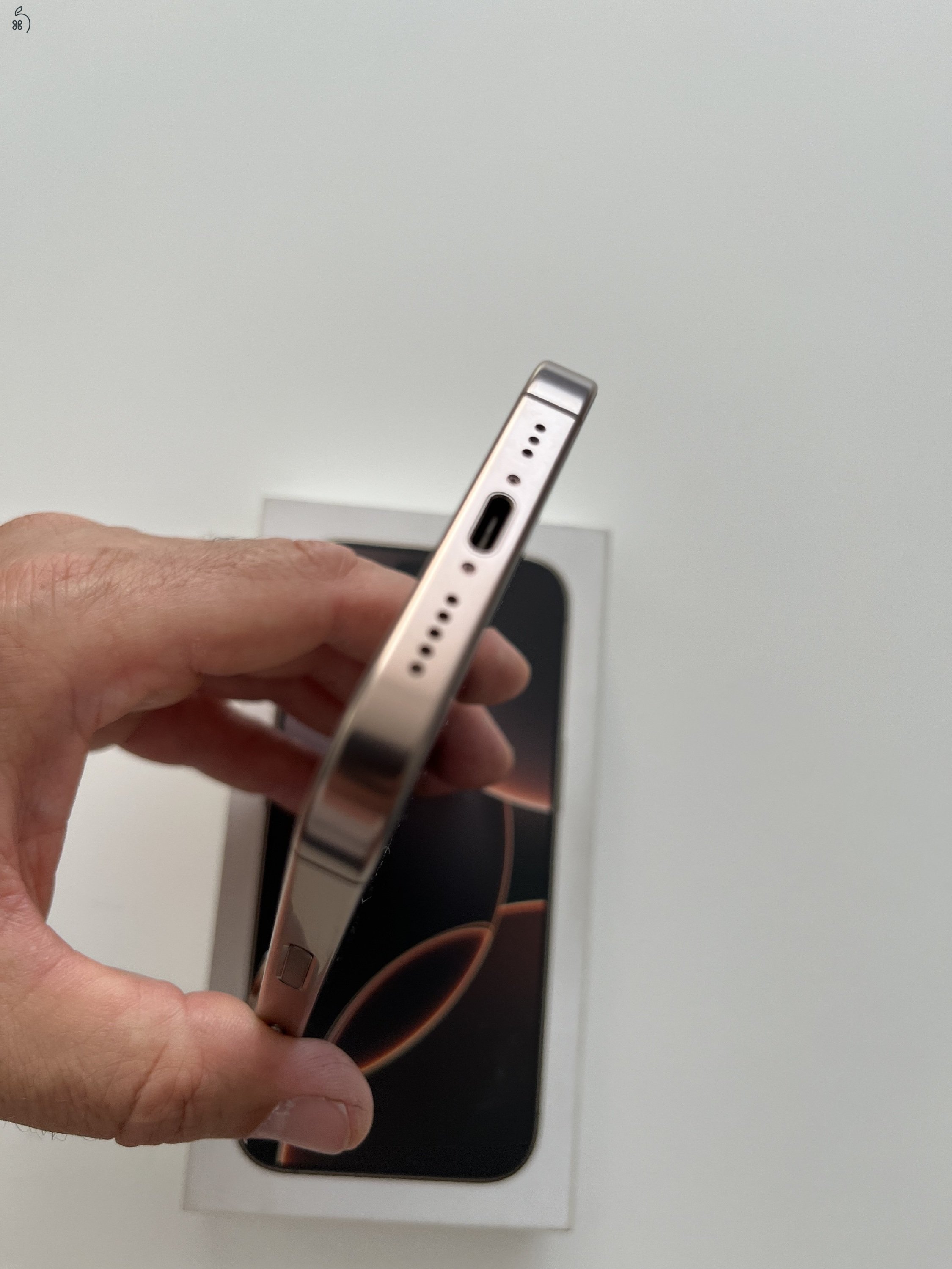 iPhone 16 Pro 128GB Új állapot! Akku 100%!