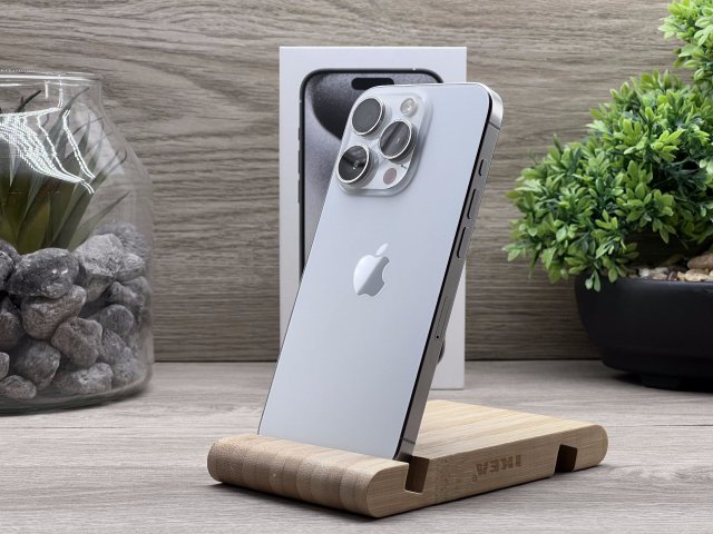 Hibátlan iPhone 15 Pro White Titanium 256GB 2 ÉV Garanciával Számlával Aksi 93%