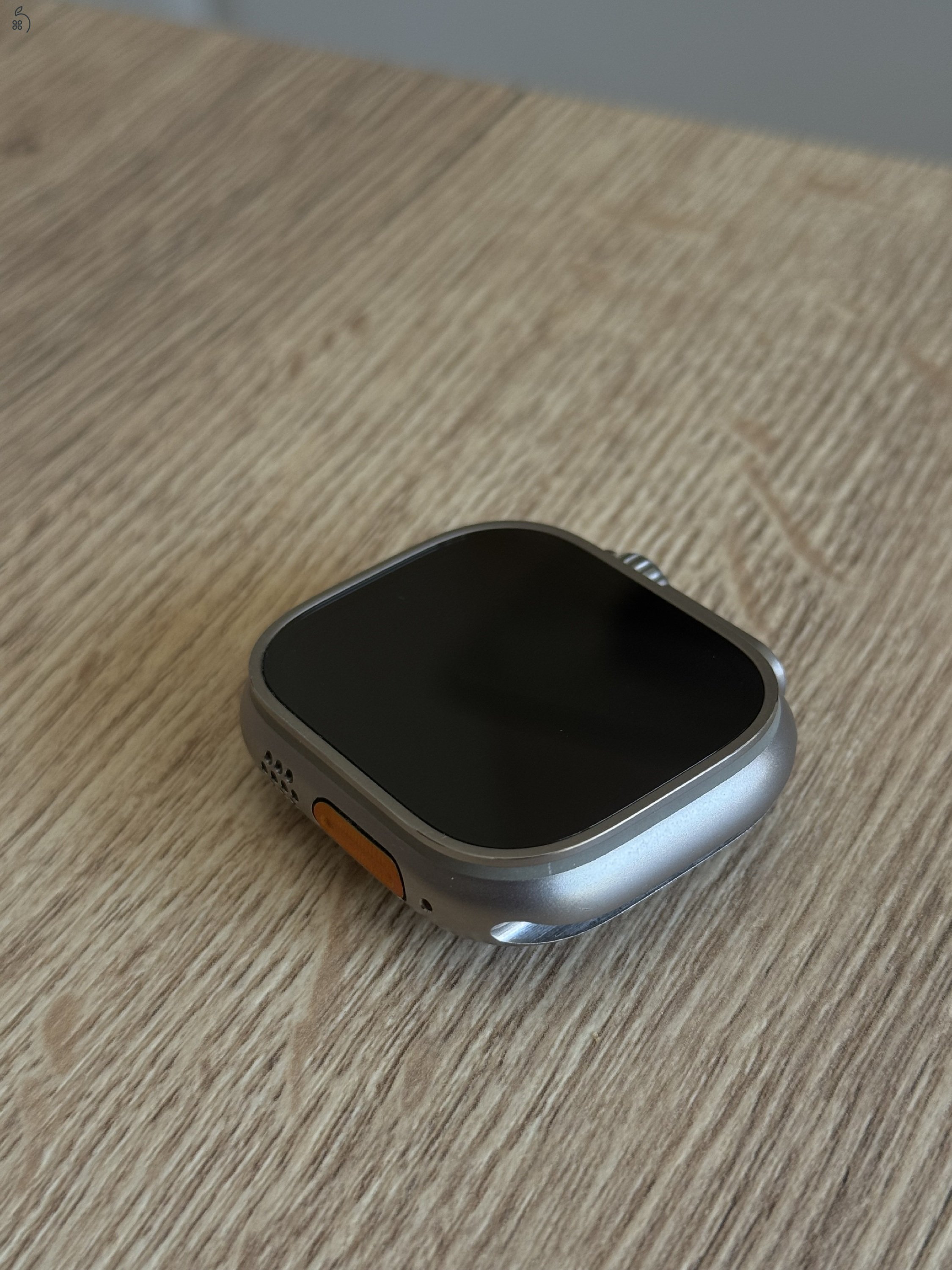 Apple Watch Ultra + szíjak, tokok