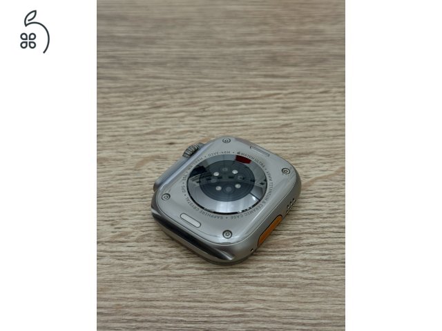 Apple Watch Ultra + szíjak, tokok