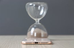 Apple iPhone 8 64GB Gold B US-6889