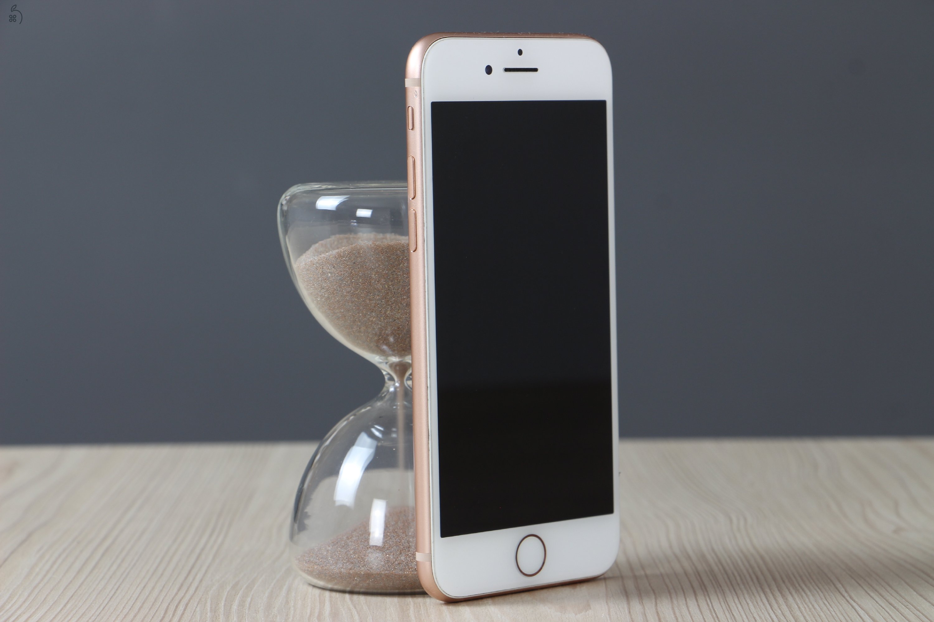 Apple iPhone 8 64GB Gold B US-6889